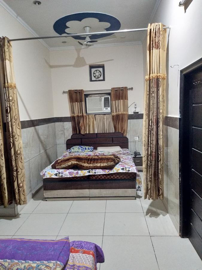 Jhilmil Dhaba Hotel Sonipat Luaran gambar