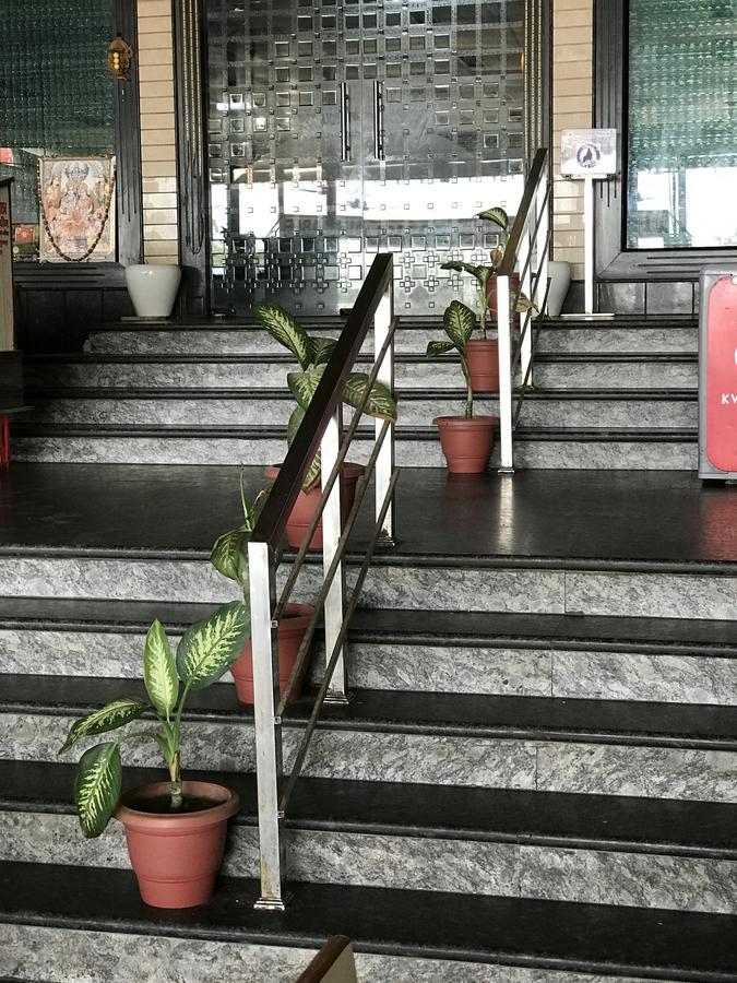 Jhilmil Dhaba Hotel Sonipat Luaran gambar