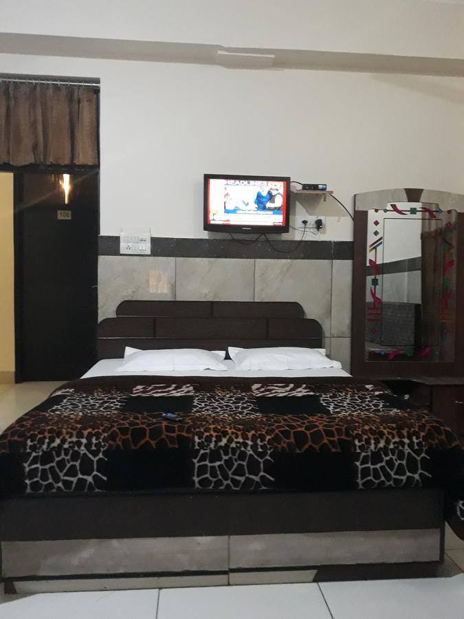 Jhilmil Dhaba Hotel Sonipat Luaran gambar