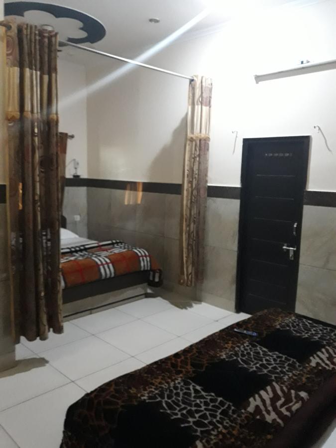 Jhilmil Dhaba Hotel Sonipat Luaran gambar